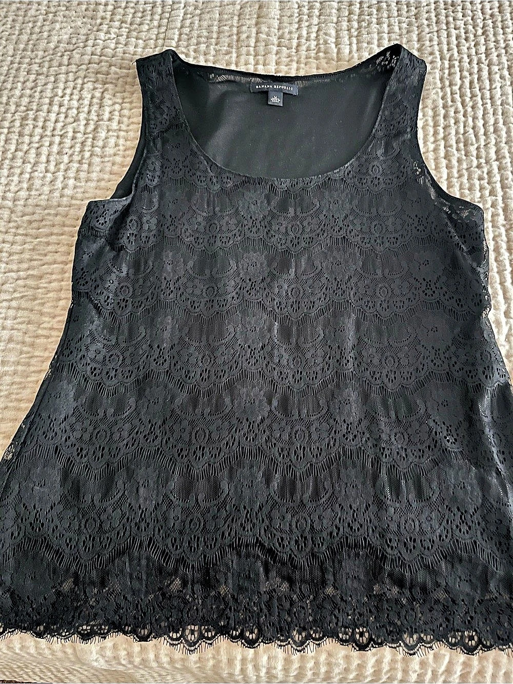 Banana Republic Black Lace Tank Top Medium